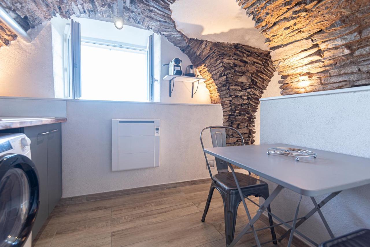 Joli De Charme Avec Jardin Et Terrasse. Casa vacanze *